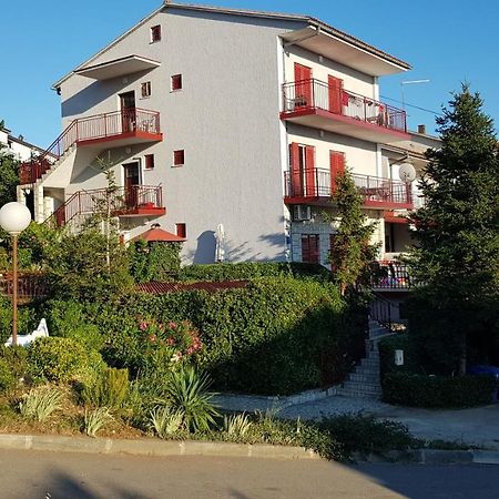 Apartment Katica Цриквеница Экстерьер фото