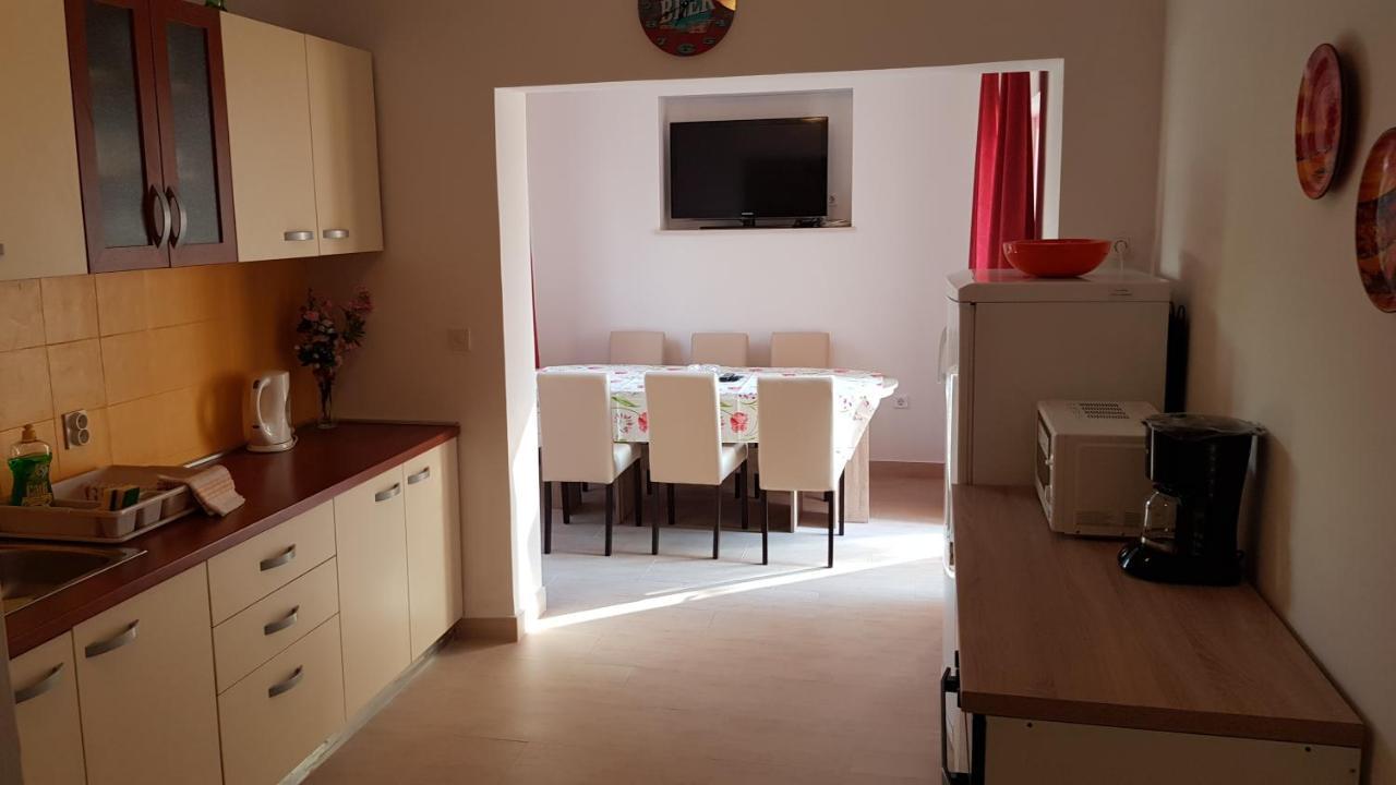 Apartment Katica Цриквеница Экстерьер фото