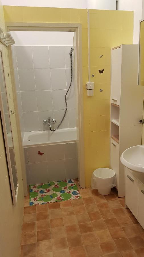 Apartment Katica Цриквеница Экстерьер фото