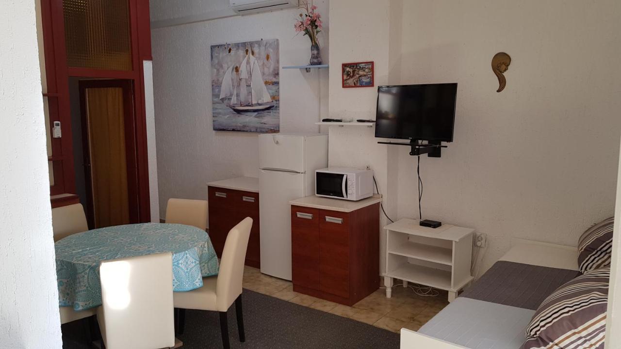 Apartment Katica Цриквеница Экстерьер фото